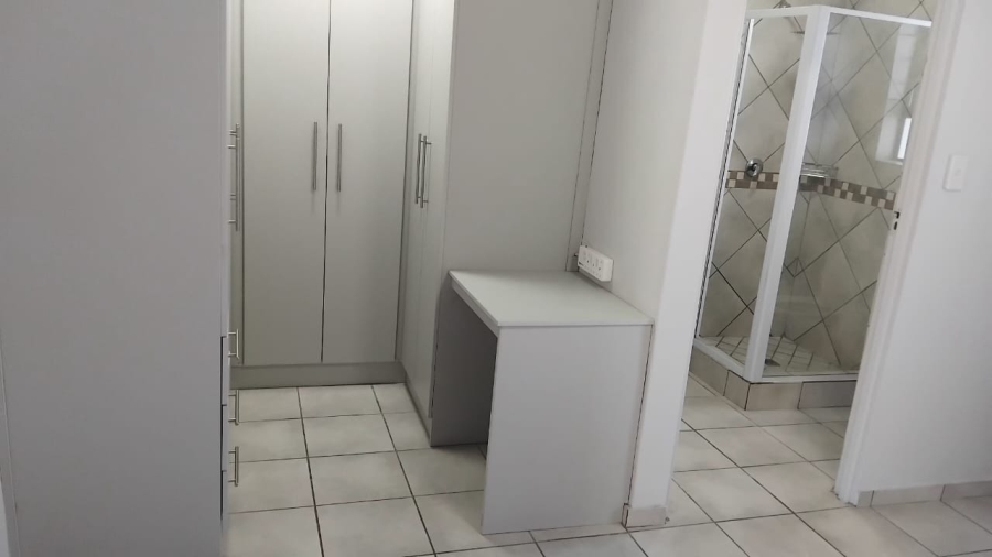To Let 2 Bedroom Property for Rent in Myburgh Park Western Cape